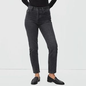 NWT Everlane 90’s Cheeky Jean - Washed Black - Regular